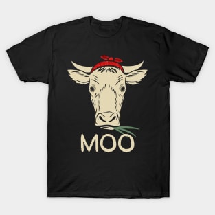 MOO Cute Cow for Cows Lovers Farming Gift T-Shirt